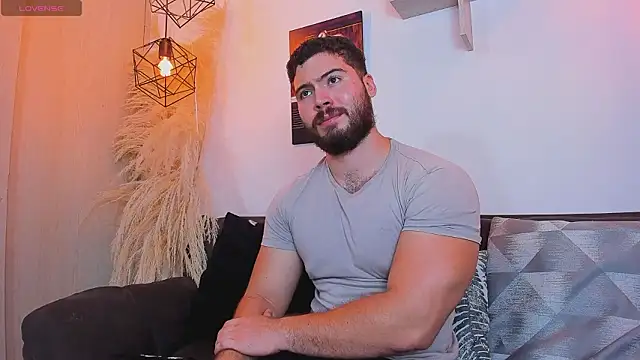 SebastianVilla  online show from 03/13/26, 11:33