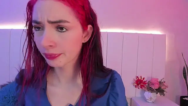 CAMILLEN PETTID online show from 11/05/25, 10:21