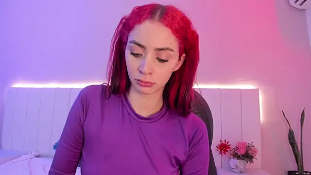 CAMILLEN PETTID online show from 11/07/25, 10:32