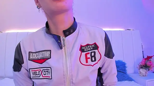 CAMILLEN PETTID online show from 11/29/25, 10:35