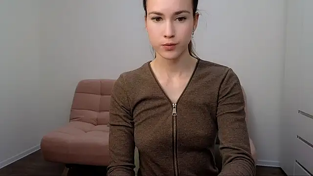 AliciaNewell online show from 12/13/24, 01:33