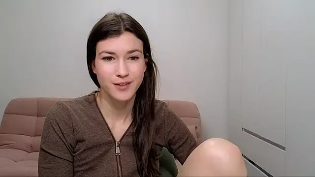 AliciaNewell online show from 12/18/24, 07:58