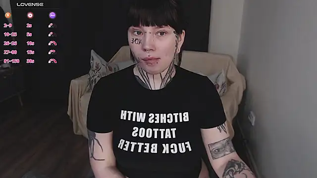 Snapshot of tradishka chatting on 03/21/26, 08:01 tradishka online show from 03/21/26, 08:01