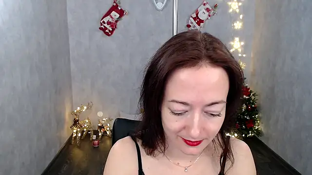Snapshot of kimberlyray777 chatting on 12/08/24, 11:35 kimberlyray777 online show from 12/08/24, 11:35