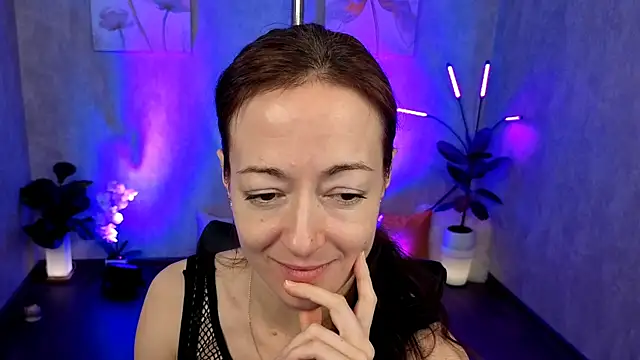 Snapshot of kimberlyray777 chatting on 01/11/25, 04:25 kimberlyray777 online show from 01/11/25, 04:25