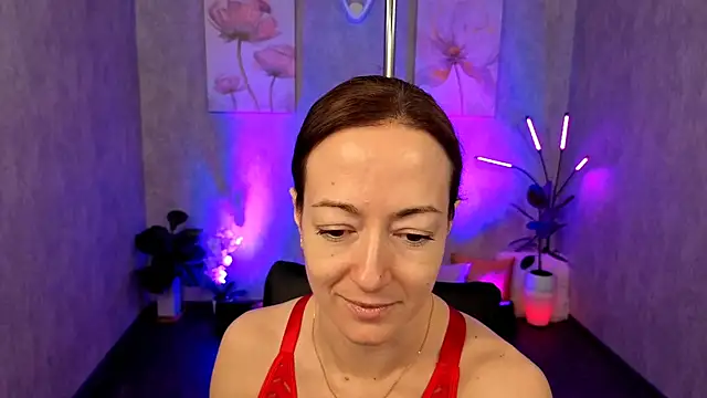 Snapshot of kimberlyray777 chatting on 02/04/25, 08:56 kimberlyray777 online show from 02/04/25, 08:56