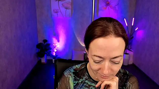Snapshot of kimberlyray777 chatting on 02/07/25, 11:01 kimberlyray777 online show from 02/07/25, 11:01