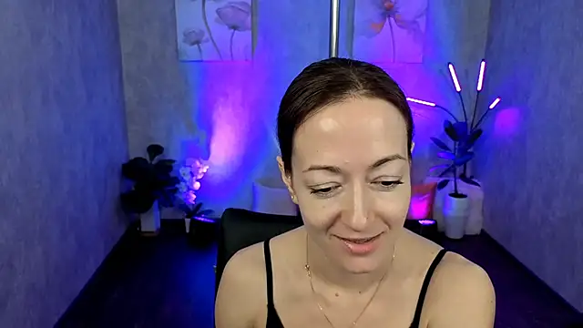 Snapshot of kimberlyray777 chatting on 02/18/25, 01:55 kimberlyray777 online show from 02/18/25, 01:55