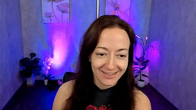 Snapshot of kimberlyray777 chatting on 03/02/25, 01:49 kimberlyray777 online show from 03/02/25, 01:49