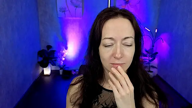 Snapshot of kimberlyray777 chatting on 03/03/25, 09:33 kimberlyray777 online show from 03/03/25, 09:33