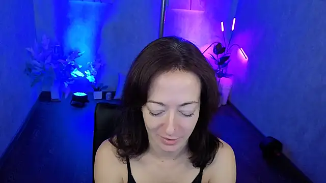 Snapshot of kimberlyray777 chatting on 10/23/25, 06:34 kimberlyray777 online show from 10/23/25, 06:34