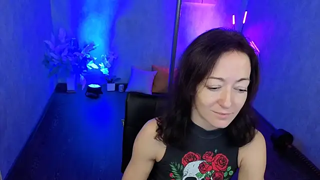 Snapshot of kimberlyray777 chatting on 10/26/25, 06:19 kimberlyray777 online show from 10/26/25, 06:19