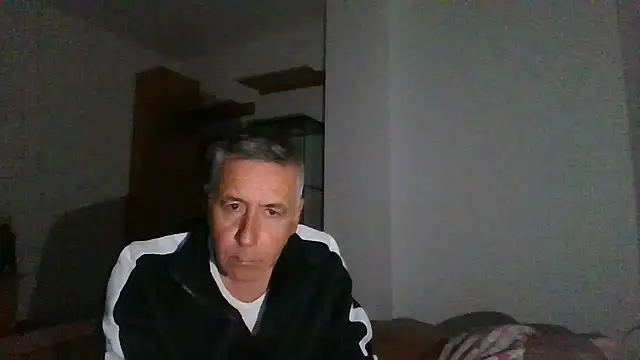 parejamlga58 online show from 12/16/25, 10:26