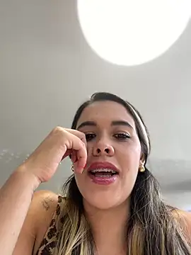 Emilia Bakerr online show from 12/15/24, 06:26