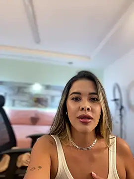 Emilia Bakerr online show from 01/07/25, 06:14