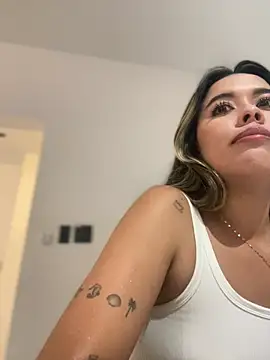 Emilia Bakerr online show from 01/16/25, 07:20