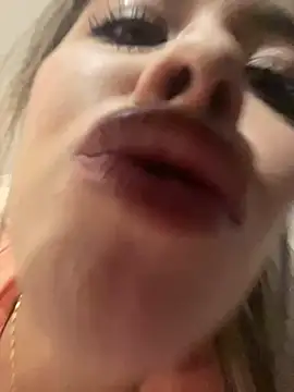 Emilia Bakerr online show from 02/05/25, 06:26