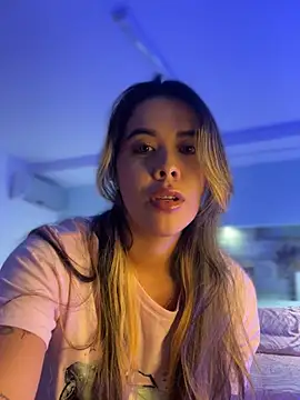 Emilia Bakerr online show from 02/21/25, 06:48