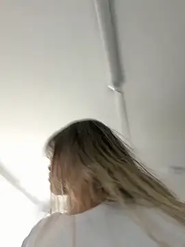 Emilia Bakerr online show from 06/04/26, 10:38