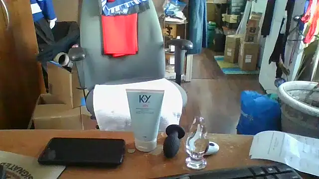 Snapshot of Daremeknot chatting on 01/10/25, 02:34 Daremeknot online show from 01/10/25, 02:34