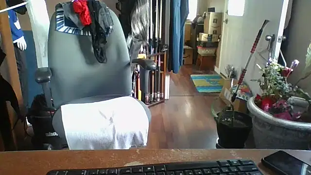 Snapshot of Daremeknot chatting on 03/19/25, 02:13 Daremeknot online show from 03/19/25, 02:13