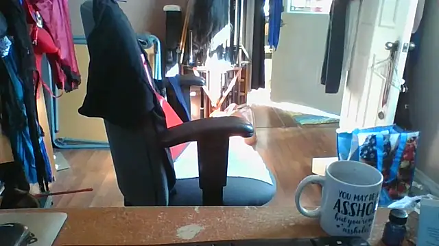 Snapshot of Daremeknot chatting on 09/11/25, 02:17 Daremeknot online show from 09/11/25, 02:17