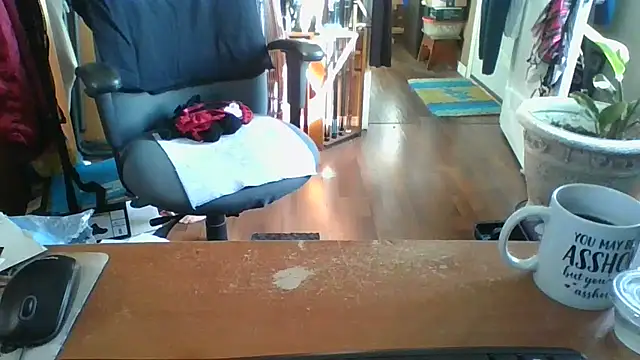 Snapshot of Daremeknot chatting on 10/02/25, 01:51 Daremeknot online show from 10/02/25, 01:51