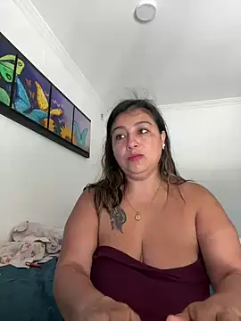 MrsFoucher online show from 01/22/25, 01:42