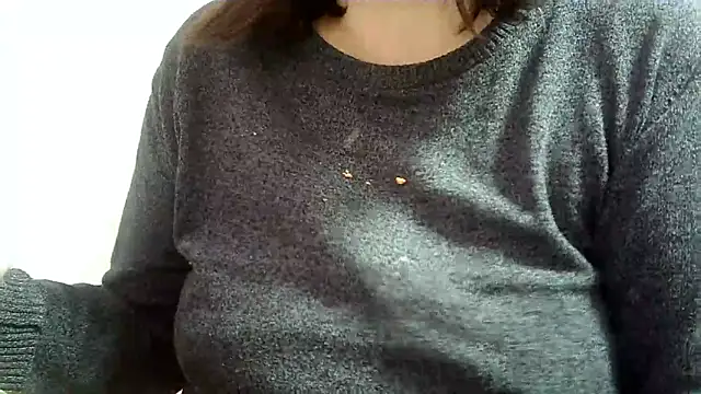 Snapshot of Lucinka1 chatting on 01/24/25, 05:11 Lucinka1 online show from 01/24/25, 05:11