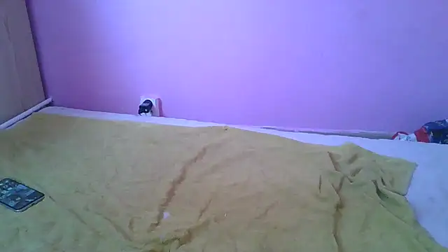 Snapshot of Lucinka1 chatting on 02/17/25, 07:37 Lucinka1 online show from 02/17/25, 07:37