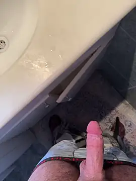 Snapshot of ThePussyLoverr_ chatting on 10/24/25, 12:56 ThePussyLoverr online show from 10/24/25, 12:56