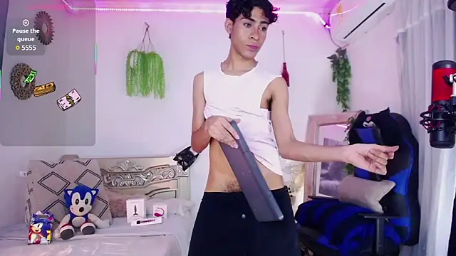 huge armound online show from 04/10/26, 06:40