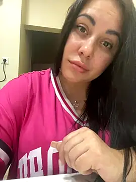 DaisyStreet online show from 10/24/25, 08:55