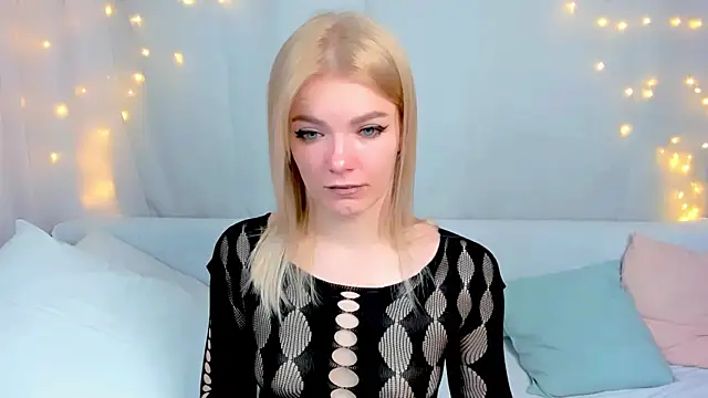 Lily Daviss online show from 03/12/26, 02:50