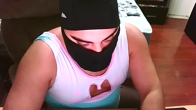 babykayla972 online show from 09/13/25, 10:59