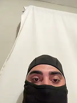 babykayla972 online show from 10/29/25, 02:52