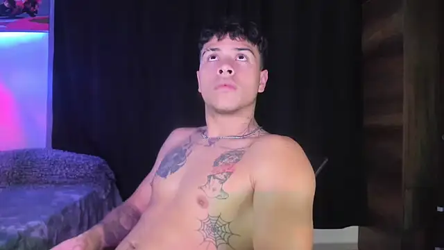 Snapshot of Dominic_Biker__ chatting on 12/15/24, 09:13 Dominic Biker online show from 12/15/24, 09:13