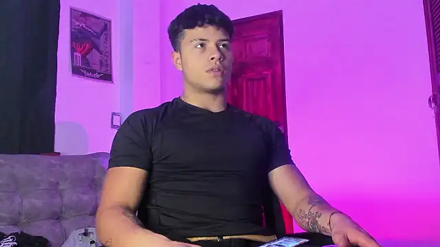 Dominic Biker   online show from 02/07/26, 05:44