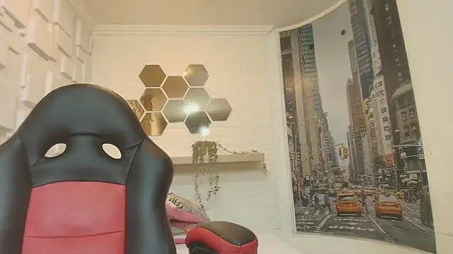 Hannagarces online show from 10/14/25, 11:00