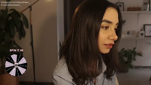 Snapshot of JulietteDee chatting on 02/10/26, 09:30 JulietteDee online show from 02/10/26, 09:30