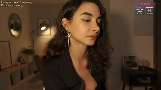 Snapshot of JulietteDee chatting on 02/20/26, 10:21 JulietteDee online show from 02/20/26, 10:21