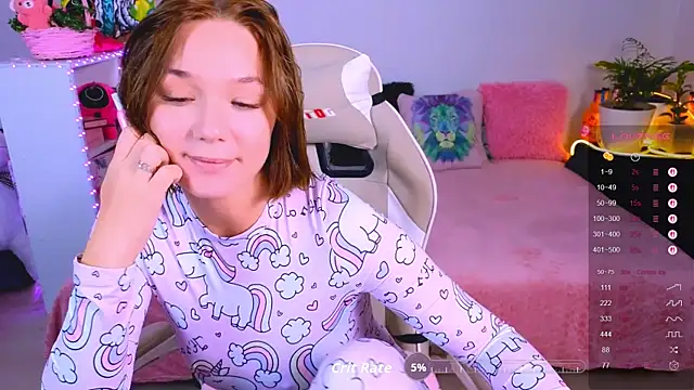 Snapshot of Karen_morris chatting on 11/13/25, 04:22 Karen morris online show from 11/13/25, 04:22