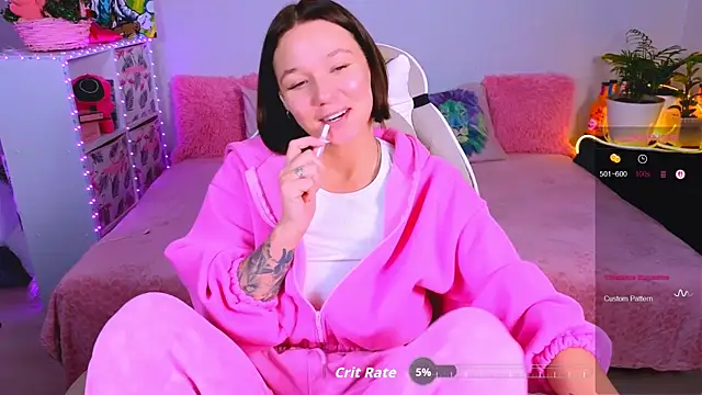 Snapshot of Karen_morris chatting on 11/20/25, 04:01 Karen morris online show from 11/20/25, 04:01