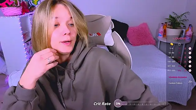 Snapshot of Karen_morris chatting on 03/20/26, 02:33 Karen morris online show from 03/20/26, 02:33