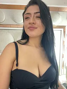 lucianaroy online show from 02/24/25, 02:08