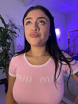 lucianaroy online show from 12/13/25, 11:43