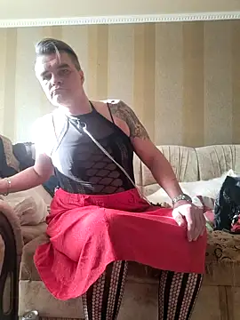 Snapshot of DjiniCD chatting on 02/11/25, 07:12 DjiniCD online show from 02/11/25, 07:12