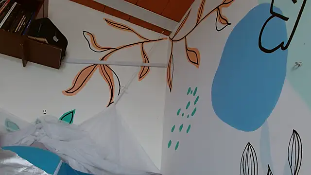 lupita84 online show from 12/20/25, 06:15