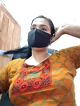 Ritusri Dotta online show from 02/18/25, 04:04