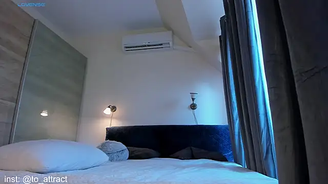 Aquilaria  online show from 02/11/25, 12:37